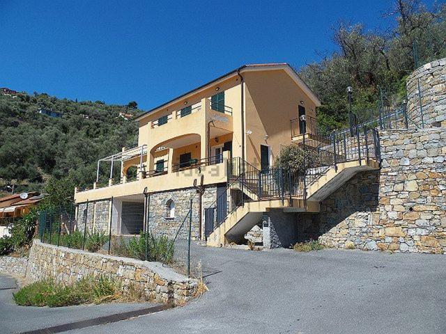 Appartamento in vendita a Isolalunga, Dolcedo