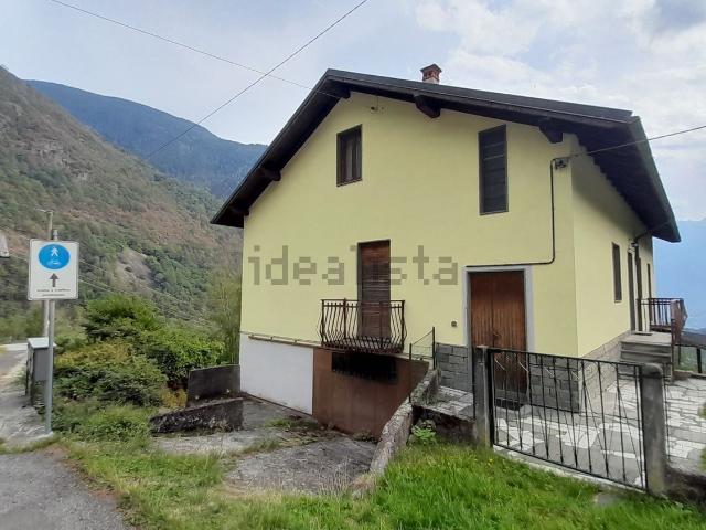 Appartamento in vendita a Spriana, Lombardia