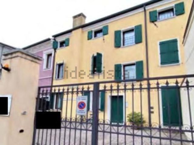 Appartamento in vendita a Lendinara, Veneto