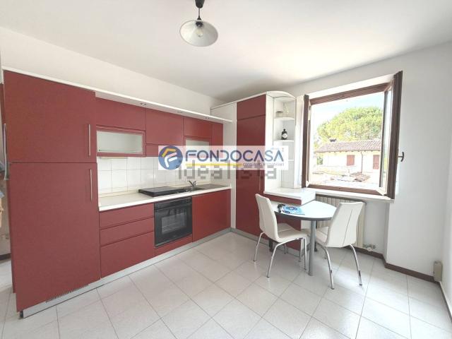 Appartamento in vendita a Desenzano Del Garda, Lombardia