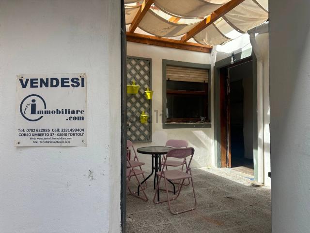 Appartamento in vendita a Su Forru 'e sa Teula, Tortolì