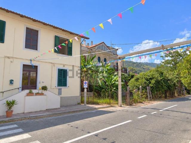 Appartamento in vendita a Calabria, Vibo Valentia