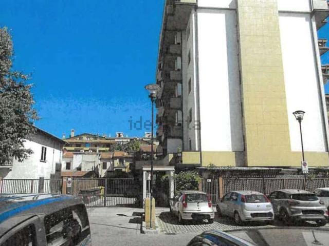 Appartamento in vendita a Prato, Toscana