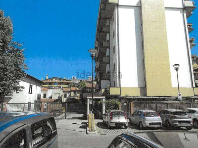 Appartamento in vendita a Prato, Toscana