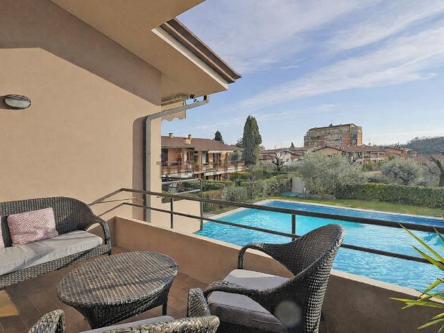 Appartamento in vendita a San Felice Del Benaco, Lombardia