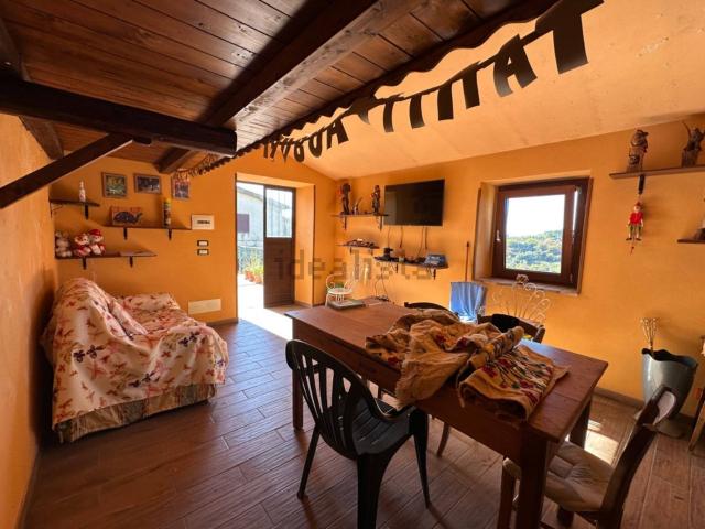 Appartamento in vendita a Collelungo, Casaprota