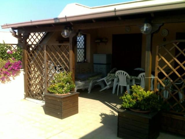 Attico in vendita a Villaggio Nettuno, Latina