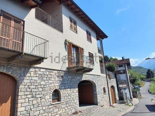 Appartamento in vendita a Montemezzo, Lombardia