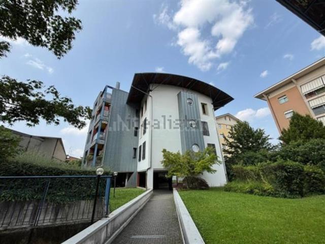 Appartamento in vendita a Sant'Albino, Monza