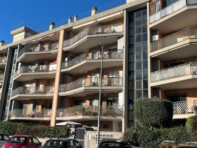Appartamento in vendita a Municipio Roma XIV, Roma Capitale