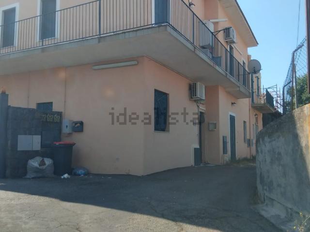 Appartamento in vendita a Aci Sant'antonio, Sicilia