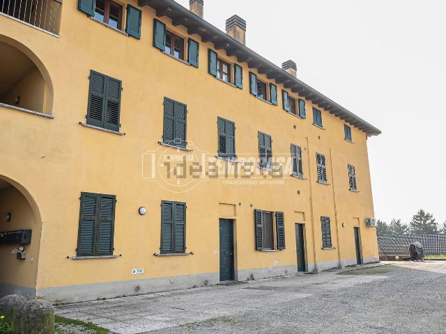 Appartamento in vendita a Mojana, Merone