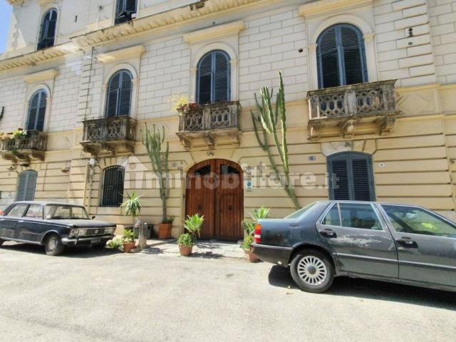 Appartamento in vendita a VIII Circoscrizione, Palermo
