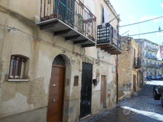 Appartamento in vendita a Quartiere Provvidenza, Caltanissetta