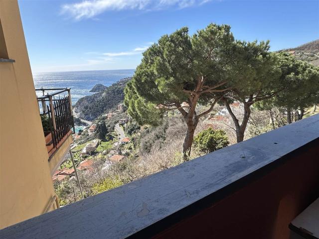 Appartamento in vendita a Custo, Bergeggi