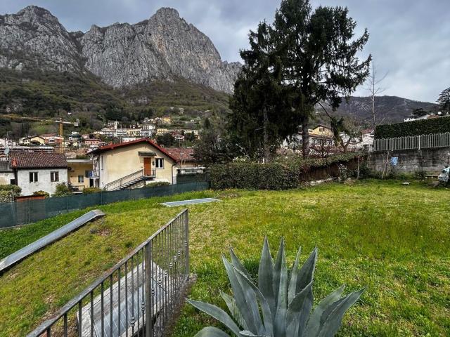 Attico in vendita a San Giovanni, Lecco