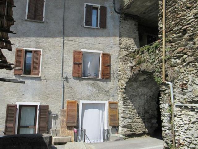 Appartamento in vendita a Teglio, Lombardia