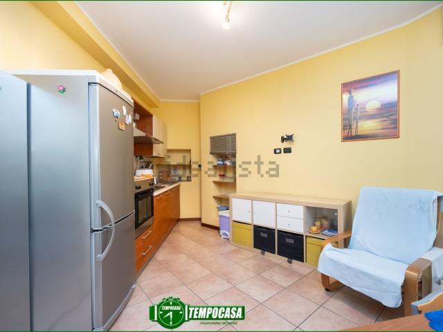 Appartamento in vendita a Ornago, Lombardia