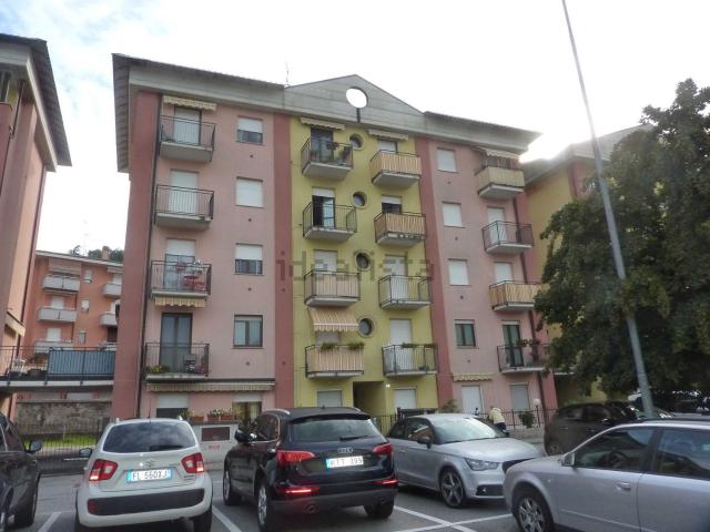 Appartamento in vendita a Comunità Montana Valli del Verbano, Luino