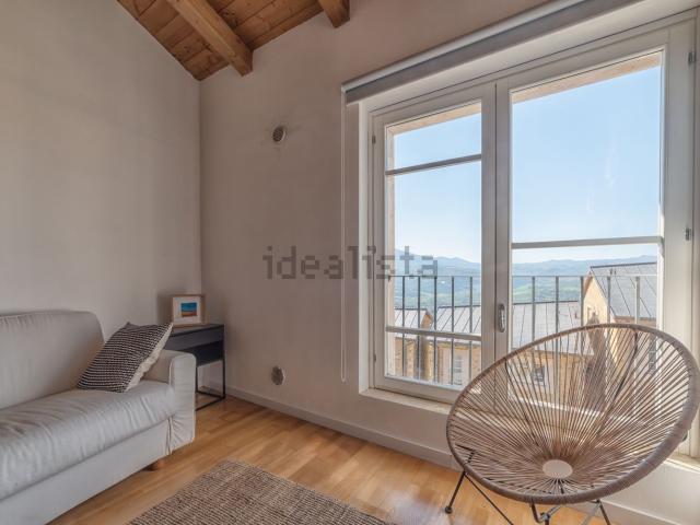Appartamento in vendita a Montalcino, Toscana