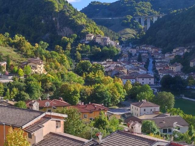 Appartamento in vendita a Rocca Pia, Abruzzo