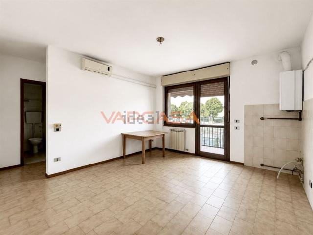 Appartamento in vendita a Osio Sotto, Lombardia