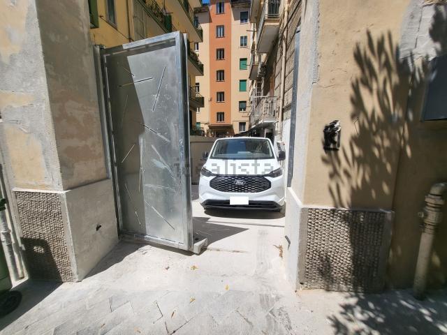 Appartamento in vendita a Salerno, Campania
