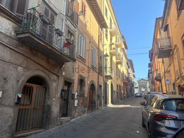 Appartamento in vendita a Viterbo, Lazio