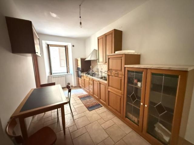 Appartamento in vendita a Sgurgola, Frosinone