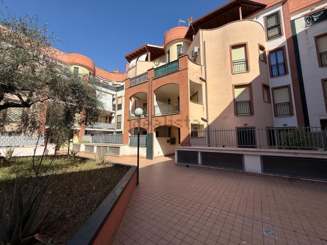 Appartamento in vendita a Guidonia Montecelio, Roma Capitale