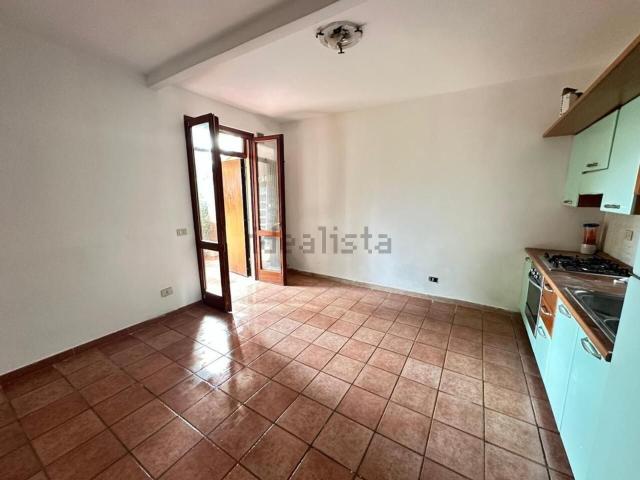 Appartamento in vendita a Dogana, Luni