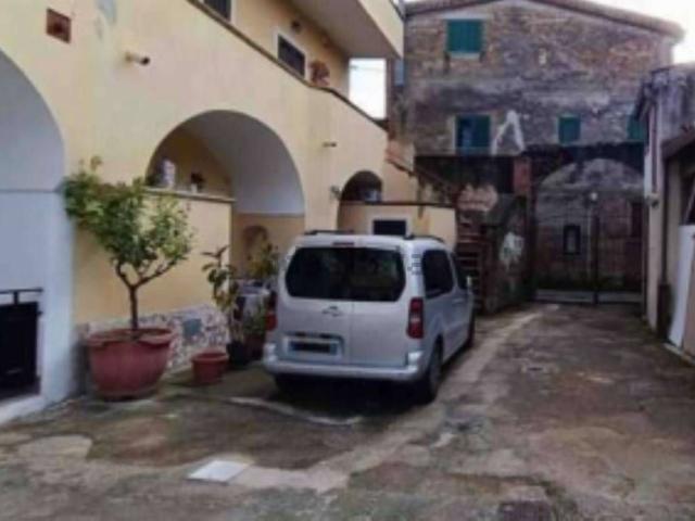 Appartamento in vendita a Casagiove, Caserta