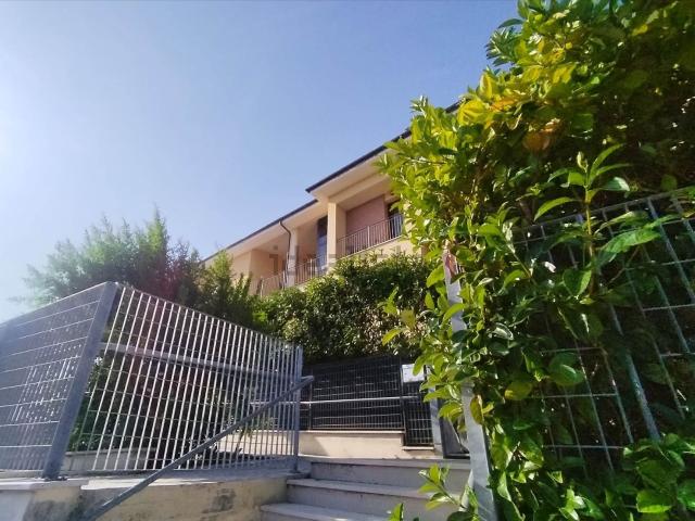 Appartamento in vendita a Barcaglione, Ancona