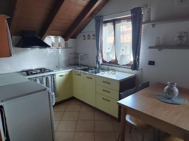 Appartamento in vendita a Mariano Comense, Lombardia