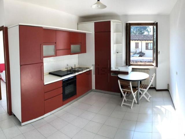 Appartamento in vendita a Vicina, Desenzano Del Garda