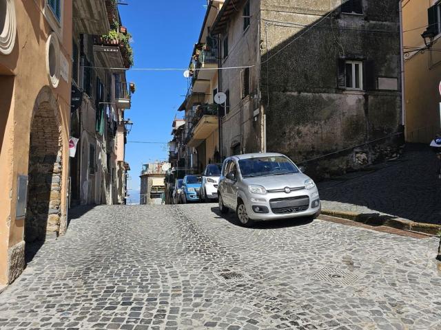 Appartamento in vendita a Monte Compatri, Roma Capitale