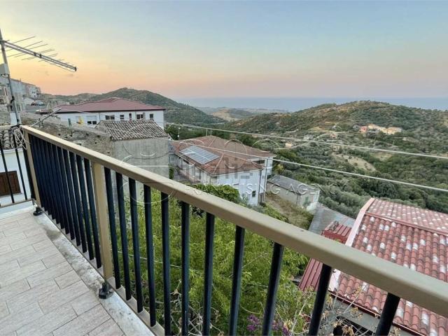 Appartamento in vendita a Calabria, Crotone