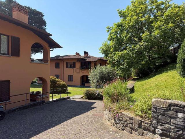 Appartamento in vendita a Loveno, Menaggio