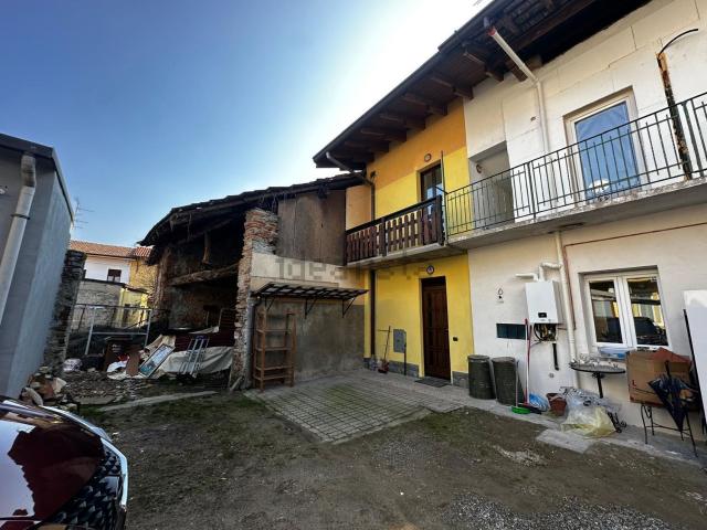 Appartamento in vendita a Casorate Sempione, Lombardia