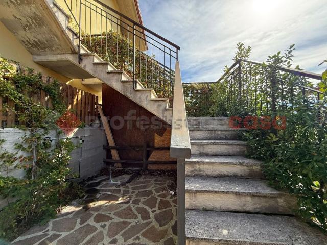 Appartamento in vendita a Castelpetroso, Isernia