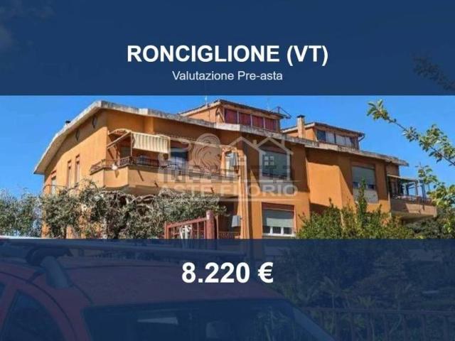Appartamento in vendita a Ronciglione, Lazio