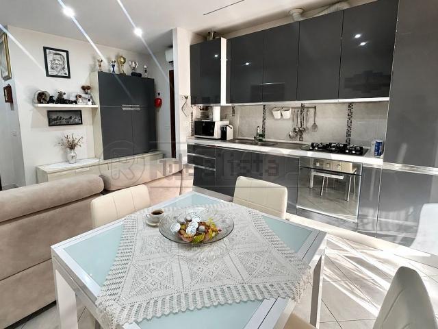 Appartamento in vendita a Luni, Liguria