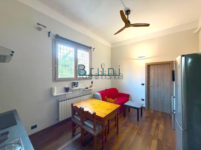 Appartamento in vendita a Marina centro, Marche