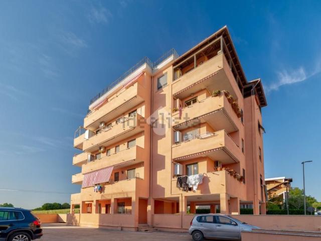 Appartamento in vendita a Cisterna Faro, Roma Capitale