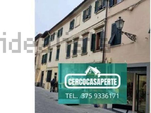 Appartamento in vendita a Prato, Toscana