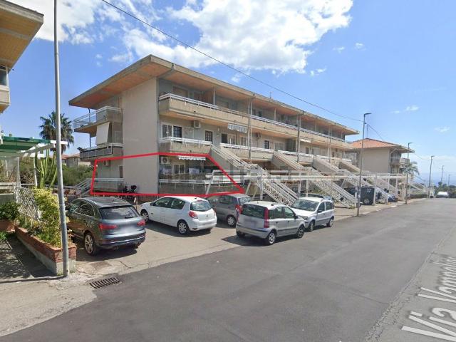 Appartamento in vendita a Aci Castello, Sicilia