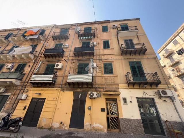 Appartamento in vendita a III Circoscrizione, Palermo