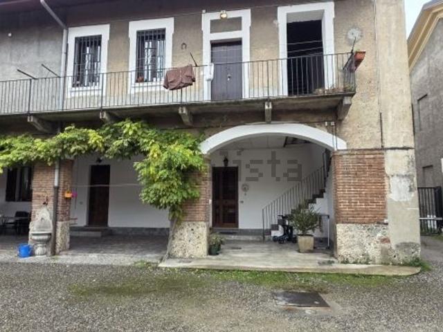 Appartamento in vendita a Valera, Varedo