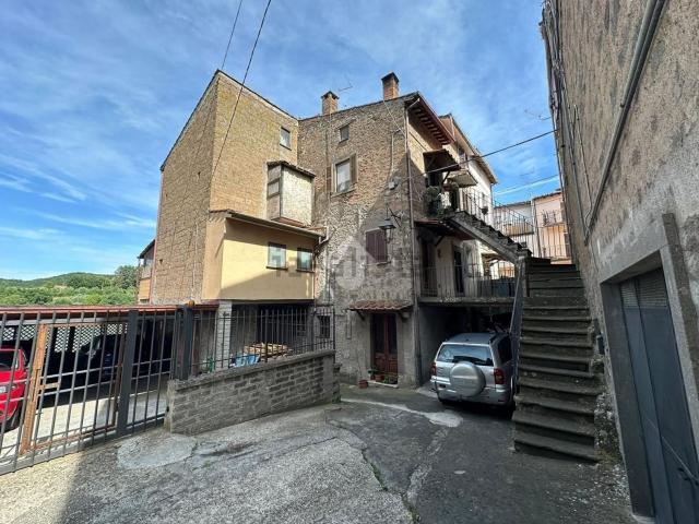 Appartamento in vendita a Viterbo, Lazio
