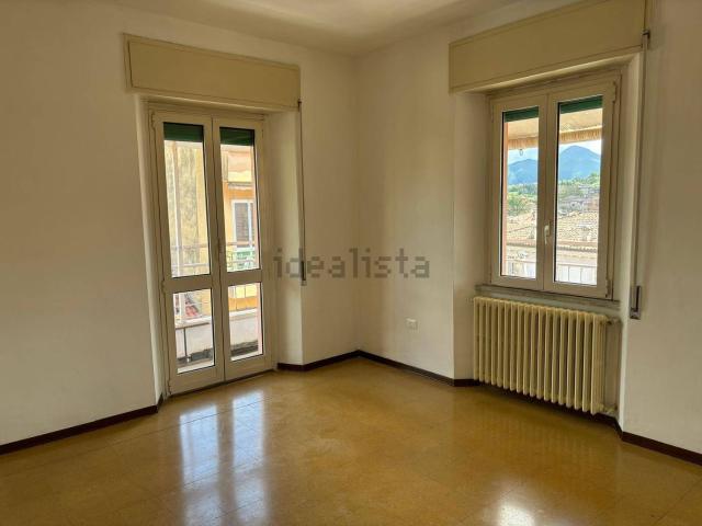 Appartamento in vendita a Borgo, Marche